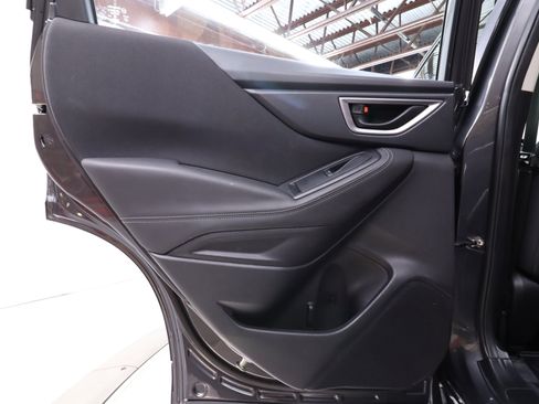 Used 2021 Subaru Forester image 23