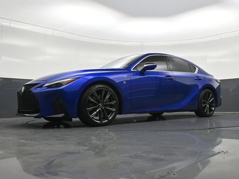 Used 2025 Lexus IS 350 F Sport w/ Accessory Package RWD image 31
