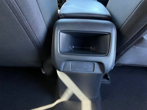Used 2026 Honda HR-V Sport image 38