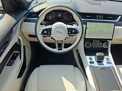 New 2026 Jaguar F-PACE R-Dynamic S AWD/4WD image 4