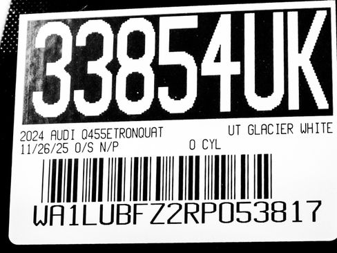 Used 2024 Audi Q4 e-tron Premium Plus w/ Premium Plus image 33