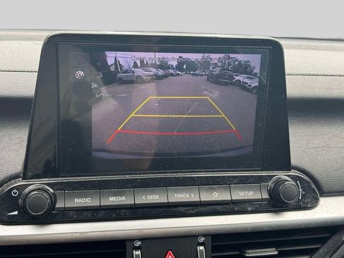 Used 2023 Kia Forte LXS w/ LXS Technology Package FWD image 25