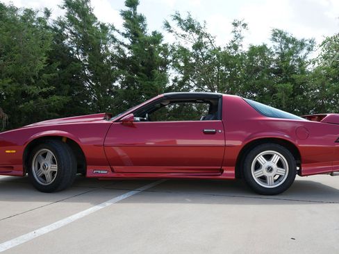 Used 1992 Chevrolet Camaro RS image 6