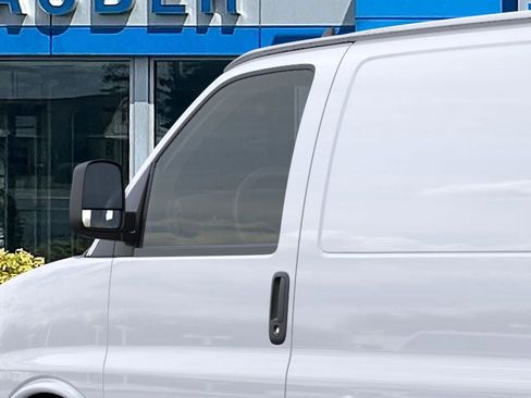 New 2025 Chevrolet Express 2500 image 12