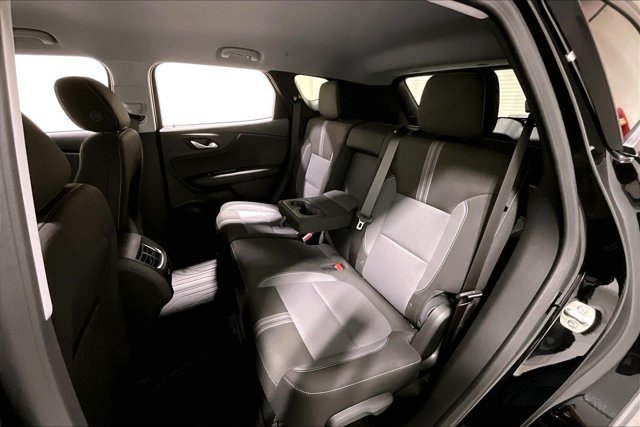 Used 2025 Chevrolet Blazer LT FWD image 26