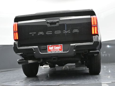 Certified 2025 Toyota Tacoma TRD Sport image 29