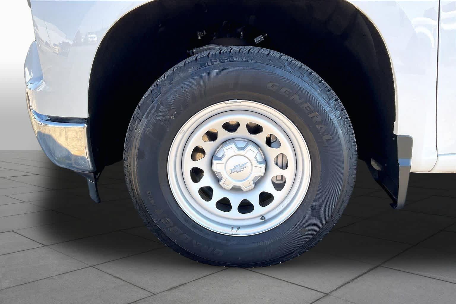 Used 2024 Chevrolet Silverado 1500 W/T w/ WT Fleet Convenience Package RWD image 11