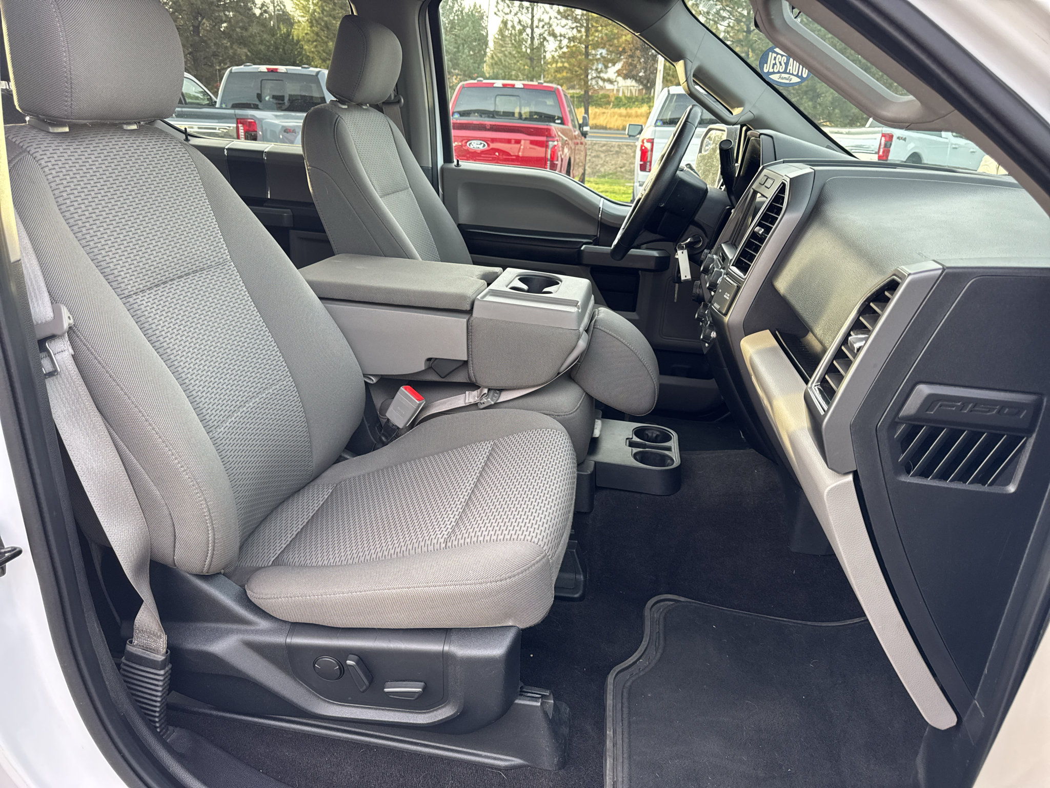 Used 2019 Ford F150 XLT w/ Equipment Group 302A Luxury AWD/4WD image 14