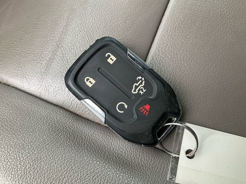 Used 2021 Chevrolet Silverado 1500 LT Trail Boss w/ Convenience Package II image 39