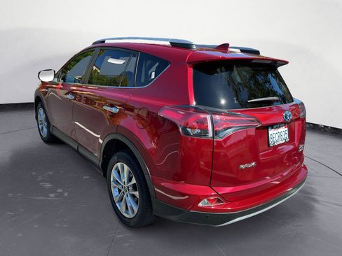 Used 2018 Toyota RAV4 Limited w/ Advanced Technology Package AWD/4WD image 6