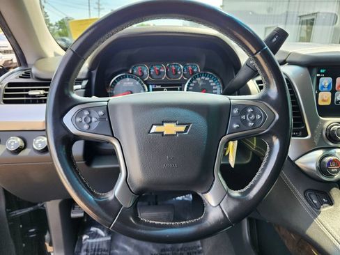 Used 2020 Chevrolet Tahoe LT w/ Z71 Midnight Edition AWD/4WD image 28