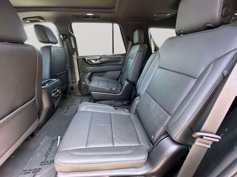 Used 2023 Chevrolet Tahoe Z71 w/ Luxury Package AWD/4WD image 32