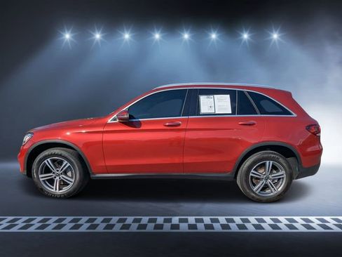Used 2020 Mercedes-Benz GLC 300 4MATIC image 4