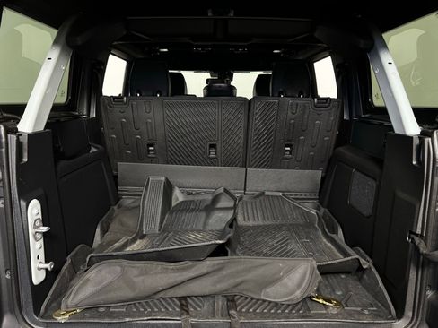 Used 2024 Ford Bronco Wildtrak image 27