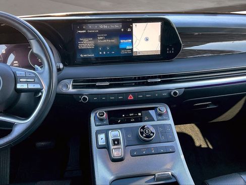 Used 2024 Hyundai Palisade Calligraphy image 9