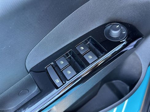 Used 2020 Chevrolet Sonic LT FWD image 19
