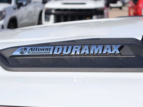 Used 2024 Chevrolet Silverado 2500 LT w/ Texas Edition AWD/4WD image 5