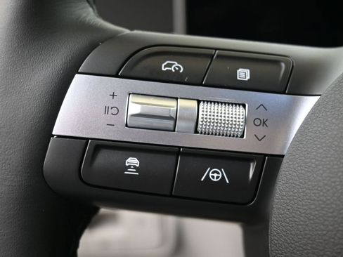 New 2026 Hyundai Tucson Limited image 24