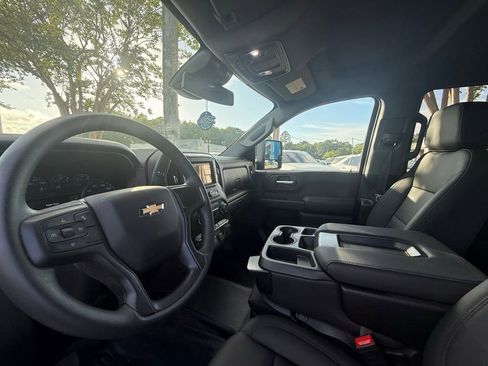 Certified 2026 Chevrolet Silverado 2500 W/T w/ WT Convenience Package AWD/4WD image 10