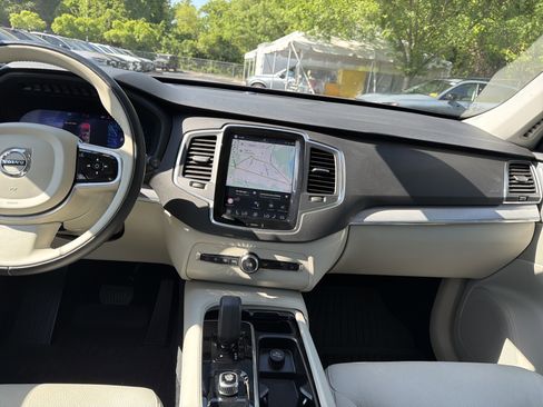 Certified 2023 Volvo XC90 B5 Core w/ Protection Package Premier image 32