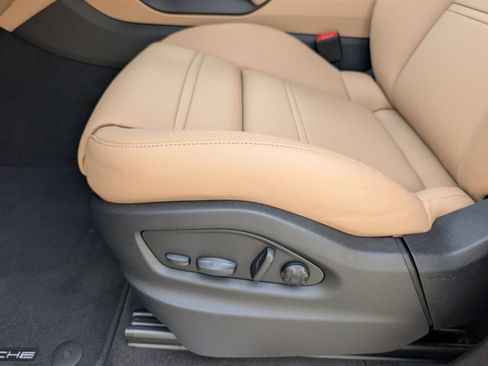 New 2026 Porsche Cayenne AWD/4WD image 21
