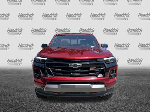 Used 2023 Chevrolet Colorado Z71 w/ Z71 Convenience Package 2 AWD/4WD image 3