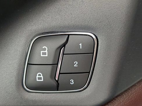 Used 2024 Ford Expedition Max Limited AWD/4WD image 11