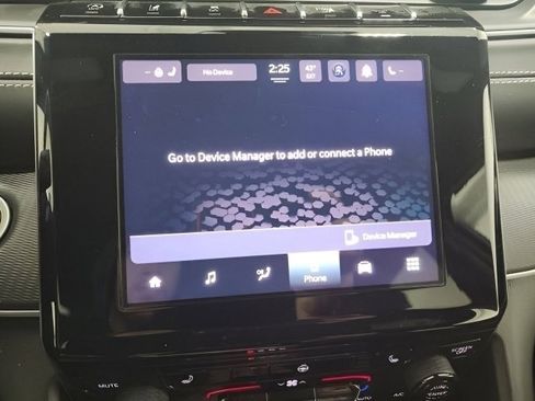 Used 2025 Jeep Grand Cherokee L Altitude image 5