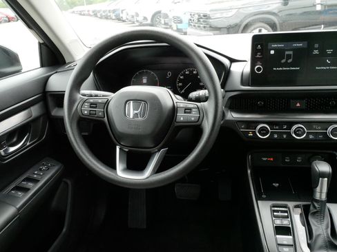 Certified 2026 Honda CR-V EX image 9