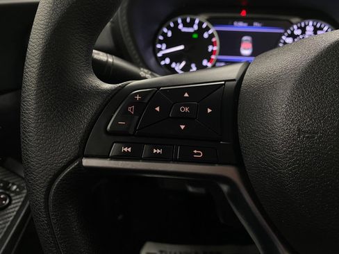Certified 2025 Nissan Sentra SV FWD image 15