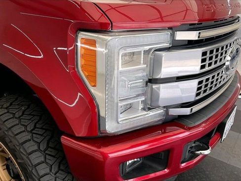 Used 2017 Ford F250 Platinum w/ Platinum Ultimate Package AWD/4WD image 28