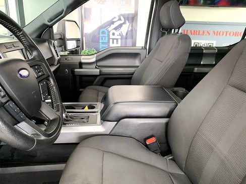 Used 2016 Ford F150 XLT w/ Equipment Group 302A Luxury AWD/4WD image 10