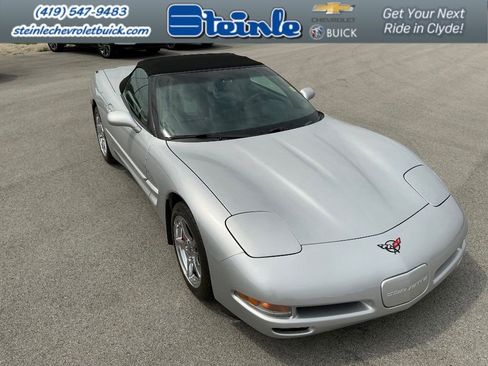 Used 1998 Chevrolet Corvette Convertible w/ Memory Pkg image 11