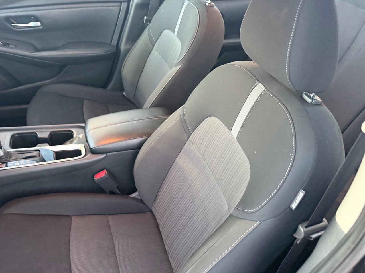 Certified 2025 Nissan Sentra SV FWD image 29