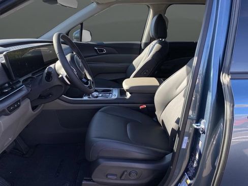 New 2026 Kia Carnival SX image 4