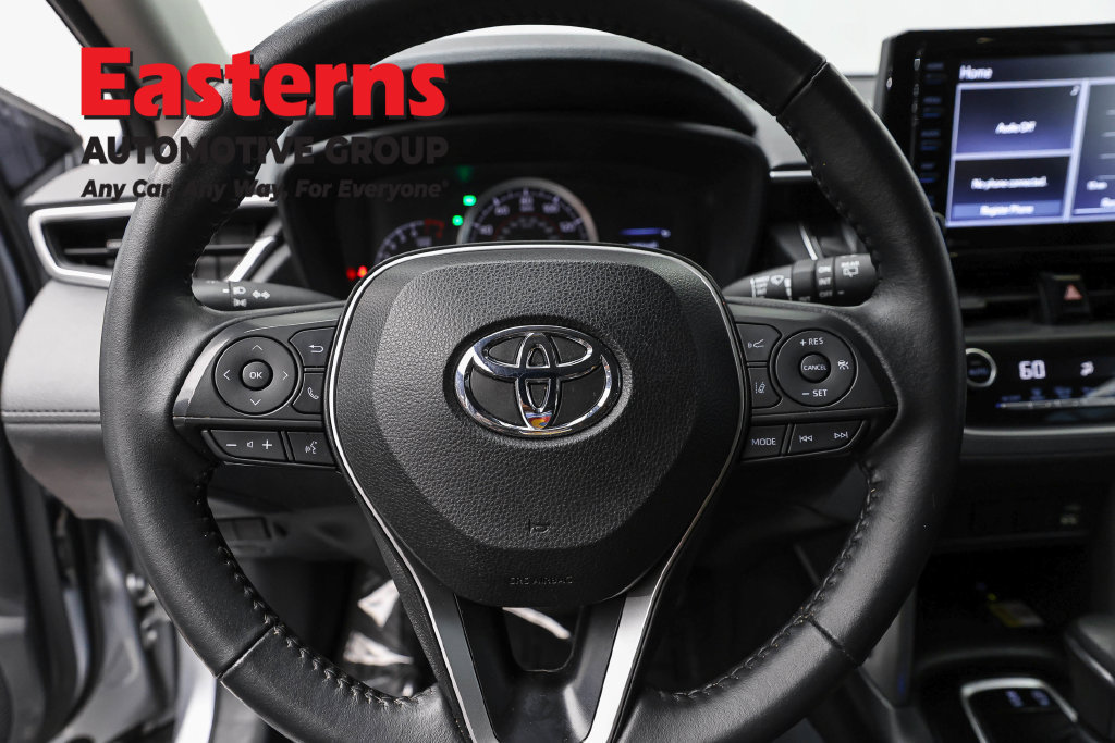 Used 2022 Toyota Corolla Cross LE AWD/4WD image 12