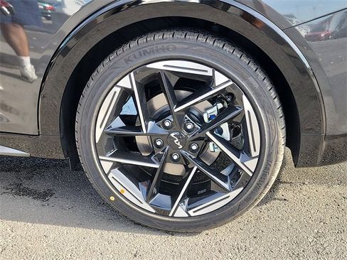 New 2025 Kia K4 GT-Line image 27