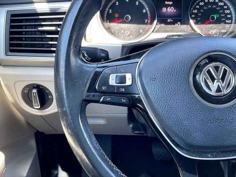 Used 2018 Volkswagen Atlas SE FWD image 18