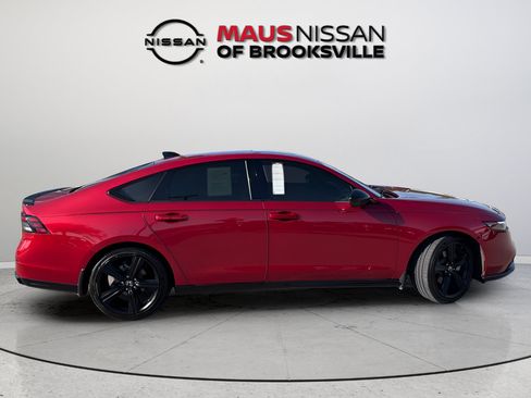 Used 2024 Honda Accord Sport image 9