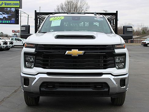 Used 2024 Chevrolet Silverado 3500 W/T w/ Snow Plow Prep Package image 8