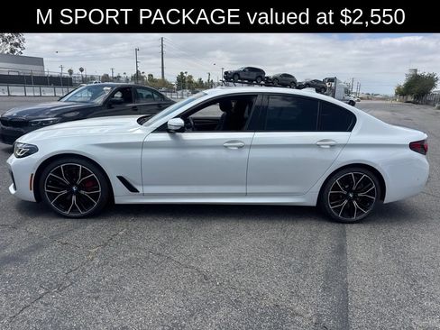 Used 2023 BMW 540i w/ M Sport Package RWD image 2