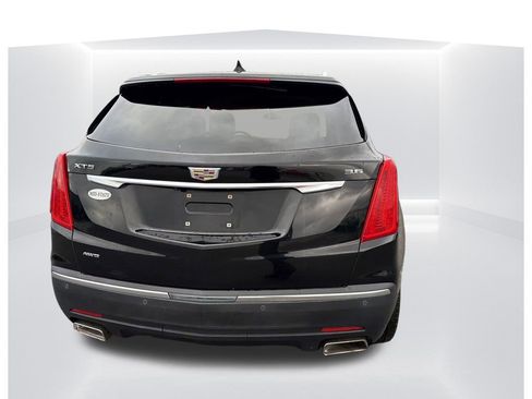 Used 2018 Cadillac XT5 Premium Luxury image 7