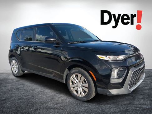 Used 2022 Kia Soul LX FWD image 1
