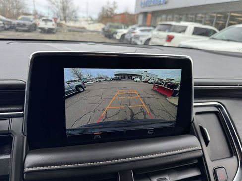 Used 2024 GMC Yukon SLT image 36