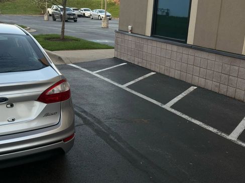 Used 2015 Ford Fiesta S image 13