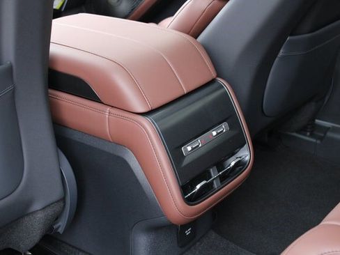 New 2026 Lincoln Nautilus Reserve image 23