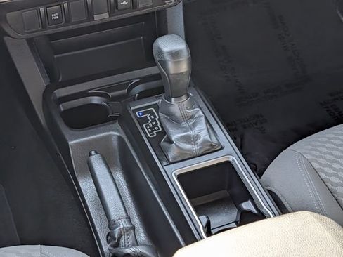Used 2023 Toyota Tacoma SR AWD/4WD image 14