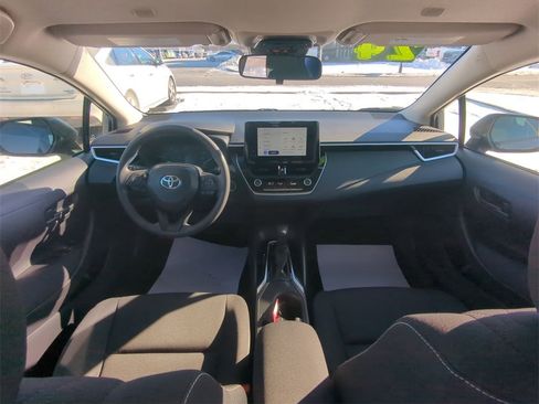 Used 2024 Toyota Corolla LE w/ LE Convenience Package image 11
