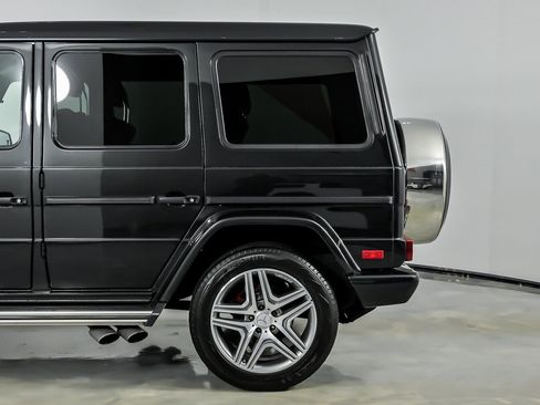 Used 2017 Mercedes-Benz G 63 AMG 4MATIC image 9