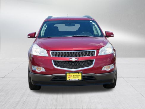 Used 2009 Chevrolet Traverse LT FWD image 2